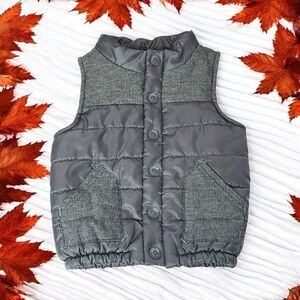 Genuine Kids by Oshkosh Boys 2T Gray Puffer Snap Vest Winter Outerwear